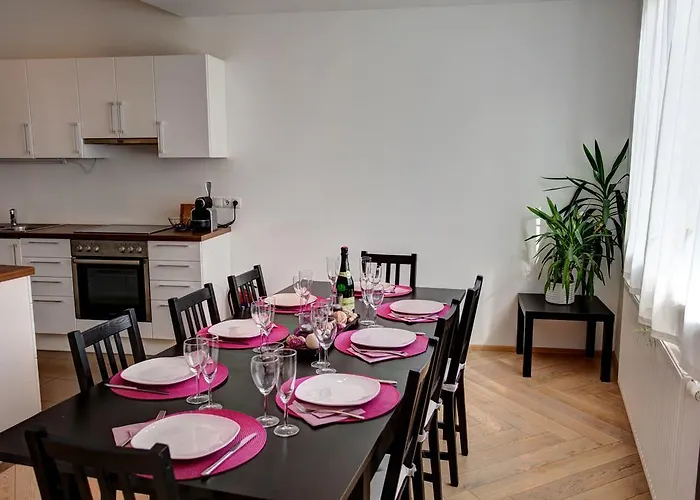 Gasser - Karlskirche Apartman *